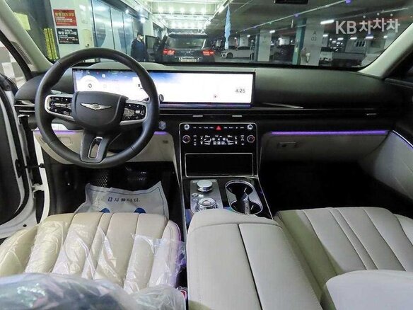 2024 Genesis GV80 I Рестайлинг, белый, 7850010 рублей - вид 9