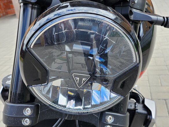 2021 Triumph Trident 660, чёрный, 790000 рублей - вид 14