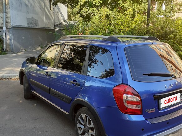 2020 Lada (ВАЗ) Granta Cross I Рестайлинг, синий, 540000 рублей - вид 3