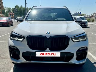 2020 BMW X5 25d IV (G05/G18), белый, 6390000 рублей, вид 3