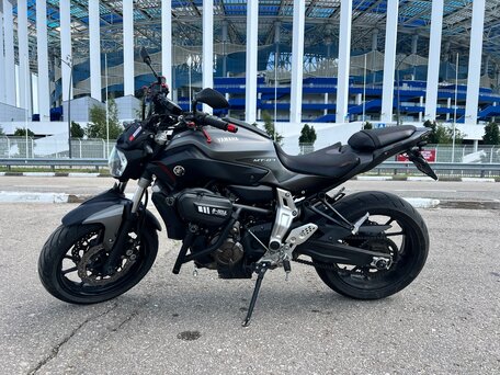 2014 Yamaha MT-07 (FZ-07), серый, 650000 рублей, вид 3