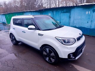 2018 Kia Soul II Рестайлинг, белый, 2200000 рублей, вид 3