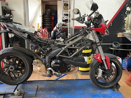 2013 Ducati Multistrada 1200, красный, 700000 рублей, вид 2