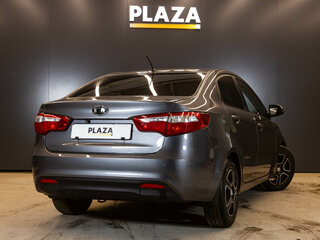 2014 Kia Rio 5-speed III, серый, 685000 рублей, вид 4