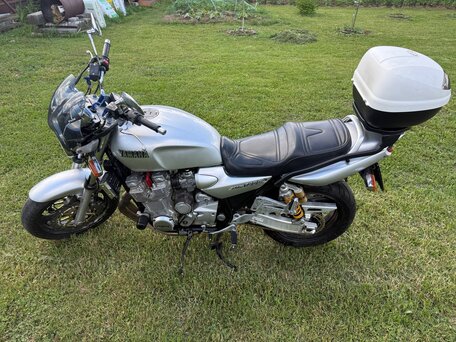 1998 Yamaha XJR1300, серебристый, 450000 рублей, вид 3