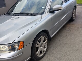 2007 Volvo S60 I Рестайлинг, серебристый, 680000 рублей, вид 3