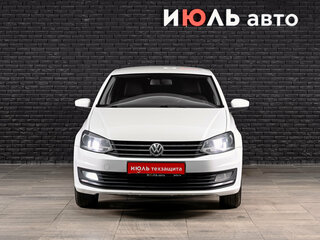 2015 Volkswagen Polo V, белый, 580000 рублей, вид 2