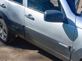 2012 Chevrolet Niva I Рестайлинг, серебристый, 320000 рублей, вид 3