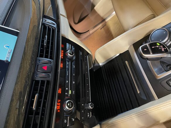 2016 BMW X6 30d II (F16), чёрный, 3100000 рублей - вид 25