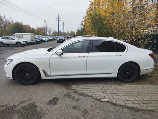 2015 BMW 7 серии Long 730Ld xDrive VI (G11/G12), белый, 2950000 рублей, вид 4