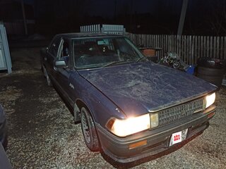 1989 Toyota Crown VIII (S130), синий, 170000 рублей, вид 3