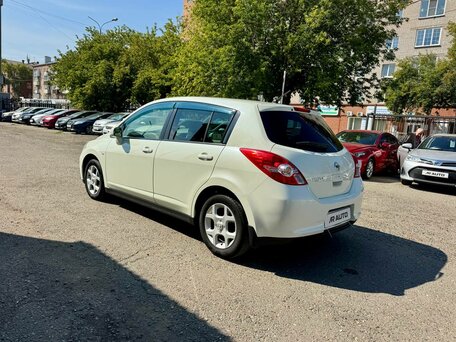 Nissan Tiida I Рестайлинг