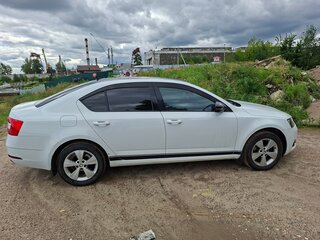 2020 Skoda Octavia III (A7) Рестайлинг, белый, 1590000 рублей, вид 4