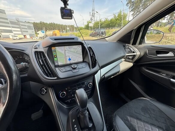 2016 Ford Kuga II Рестайлинг, белый, 1550000 рублей - вид 12