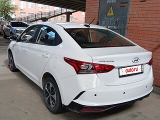 2022 Hyundai Solaris II Рестайлинг, белый, 1120303 рублей, вид 5