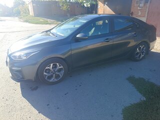 2018 Kia Forte III, серый, 1700000 рублей, вид 4