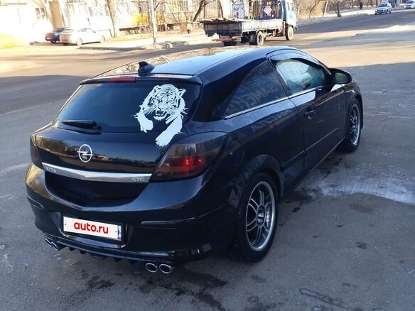 2007 Opel Astra GTC H Рестайлинг, чёрный, 600000 рублей - вид 2