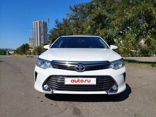 2015 Toyota Camry VII (XV50) Рестайлинг, белый, 2190000 рублей, вид 2