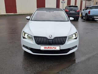 2015 Skoda Superb III, белый, 1050000 рублей, вид 2