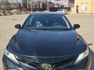 2020 Toyota Camry VIII (XV70), чёрный, 3000000 рублей, вид 3
