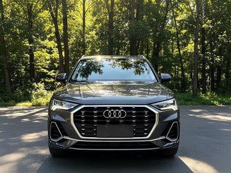 2022 Audi Q3 35 TFSI II (F3), серебристый, 2600000 рублей, вид 1