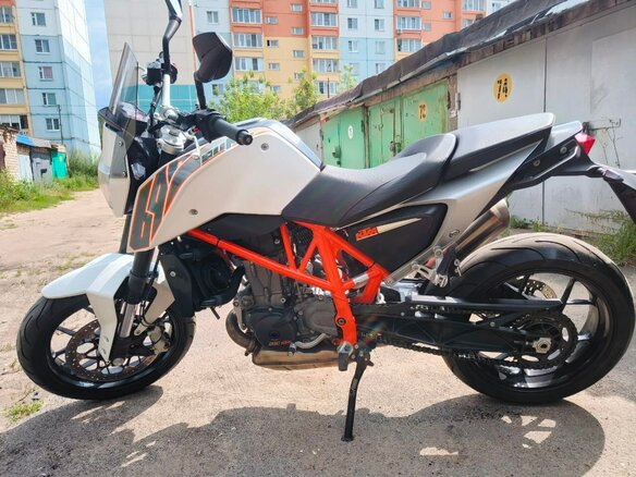 2013 KTM 690 Duke, белый, 475000 рублей - вид 9