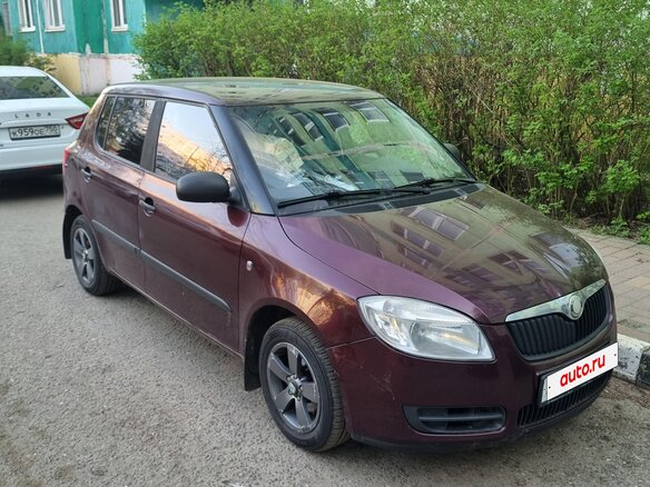 2009 Skoda Fabia II, пурпурный, 320000 рублей - вид 1