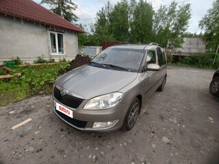 2012 Skoda Roomster I Рестайлинг, бежевый, 500000 рублей, вид 1