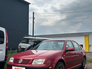 2001 Volkswagen Bora I, красный, 320000 рублей, вид 1