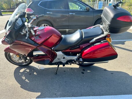 2005 Honda ST 1300, красный, 700000 рублей, вид 4