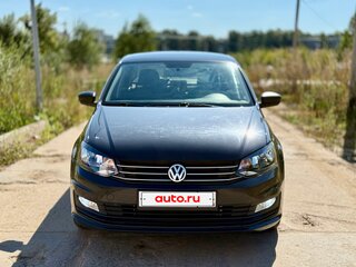 2015 Volkswagen Polo V Рестайлинг, серый, 900000 рублей, вид 2