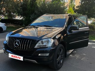 2010 Mercedes-Benz M-Класс 350 II (W164) Рестайлинг, чёрный, 1700000 рублей, вид 1