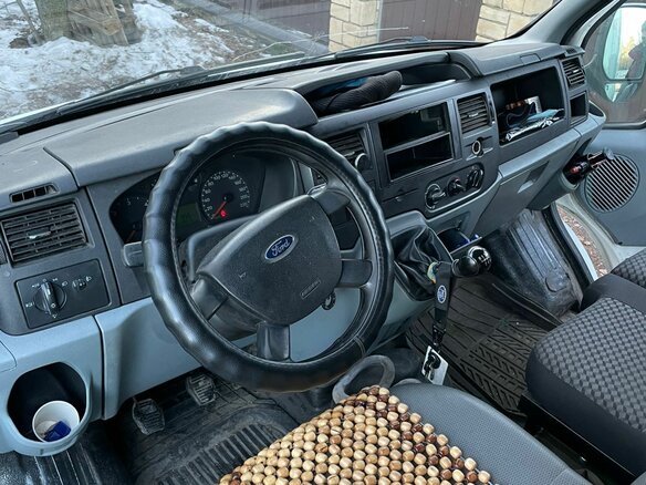 2010 Ford Transit, белый, 950000 рублей - вид 8