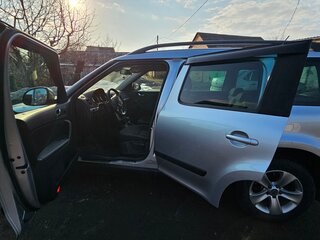 2014 Skoda Yeti I, серебристый, 950000 рублей, вид 4