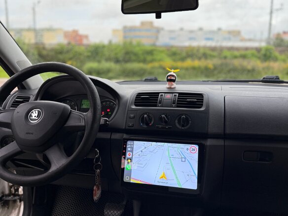 2013 Skoda Fabia II Рестайлинг, белый, 850000 рублей - вид 8