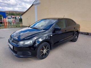 2013 Volkswagen Polo V, чёрный, 690000 рублей, вид 1