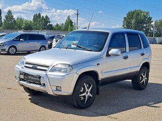 Chevrolet Niva I