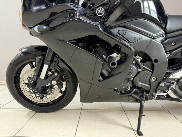 2011 Yamaha FZ1, чёрный, 690000 рублей - вид 4