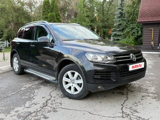 2013 Volkswagen Touareg II, чёрный, 2380000 рублей, вид 4