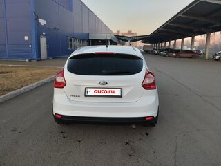 2013 Ford Focus III, белый, 700000 рублей, вид 3