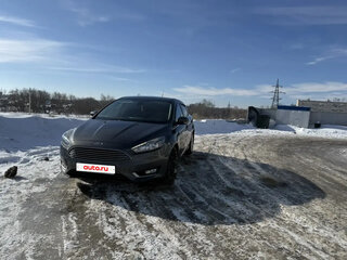 2017 Ford Focus III Рестайлинг, серый, 1150000 рублей, вид 2