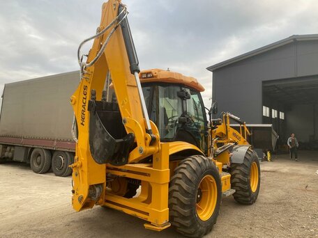 2024 JCB 4CX, золотистый, 6000000 рублей, вид 5