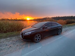 2015 Hyundai i40 I Рестайлинг, коричневый, 1700000 рублей, вид 4