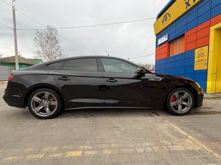 2021 Audi A5 Sportback 45 TFSI II (F5) Рестайлинг, чёрный, 4350000 рублей, вид 3