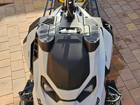 2023 BRP Ski-Doo Summit 850, серый, 1950000 рублей - вид 10