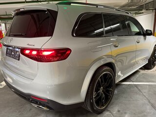 2026 Mercedes-Benz GLS 450 II (X167) Рестайлинг, серый, 18680000 рублей, вид 3