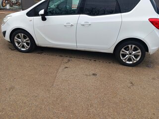 2012 Opel Meriva B, белый, 715000 рублей, вид 4