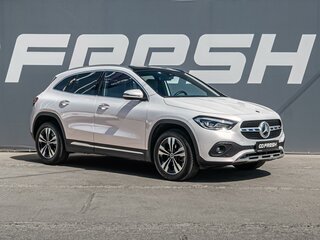 2022 Mercedes-Benz GLA 220 II (H247), белый, 3990000 рублей, вид 1