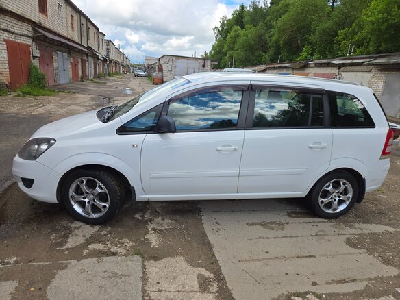 2013 Opel Zafira B Рестайлинг, белый, 850000 рублей - вид 6
