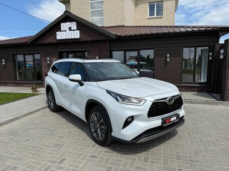 Toyota Highlander IV (XU70)